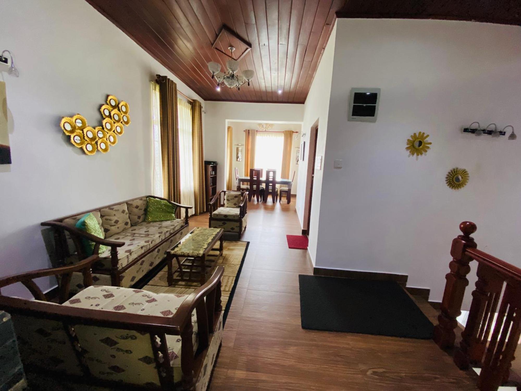 Thuring'S Holiday Bungalow Nuwara Eliya Exterior photo