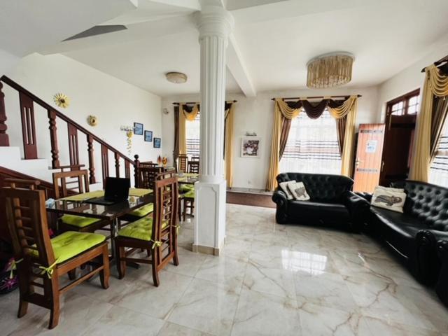 Thuring'S Holiday Bungalow Nuwara Eliya Exterior photo